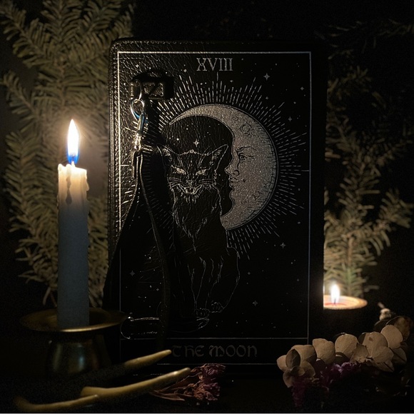 Oracle Tarot Card Book Crossbody Bag - Picture 2 of 6